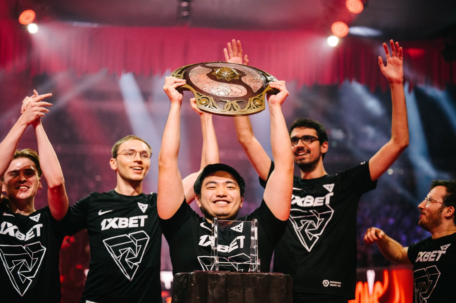 Tundra shocks the world, clinching TI11 championship with a flawless 0-3 victory against Secret