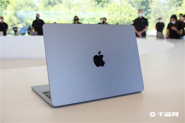 曝苹果向三星LG采购屏幕！未来MacBook将升级OLED