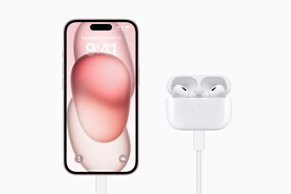 iPhone 15 / Pro 系列用USB-C可为AirPods 或 Apple Watch充电