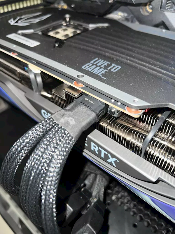 电源线频频烧毁；RTX 4090用户起诉NVIDIA