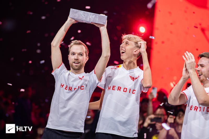 Heroic and Xizt Ink Two-Year Contract Extension, Ensuring Continued Partnership