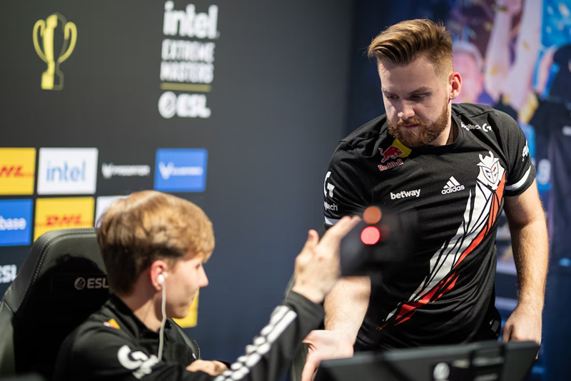 FaZe's Niko Claims Departure Amidst Mounting Public Pressure; Team Swiftly Realigns