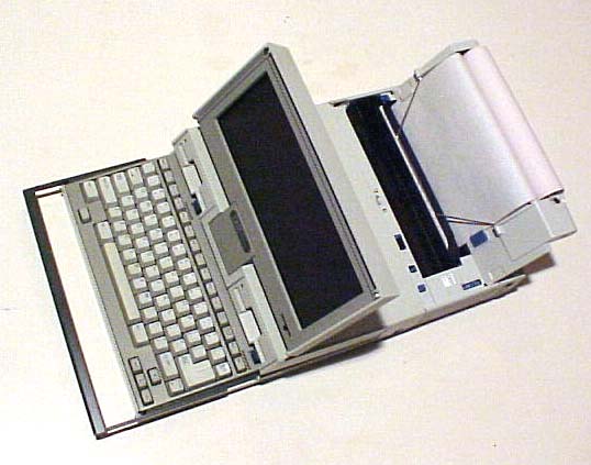 1986年，IBM发布了他们的第一台笔记本电脑PC Convertible 5140