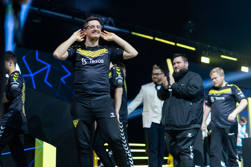 Game of Giants: s1mple Takes on the C.Ronaldo of CS:GO, ZywOo, in Epic Showdown