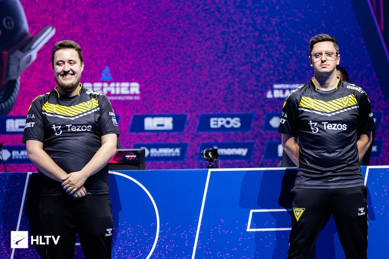 Game of Giants: s1mple Takes on the C.Ronaldo of CS:GO, ZywOo, in Epic Showdown